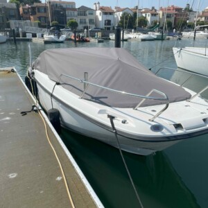 Custom Boston Whaler Cover out of the light weight WeatherMax80